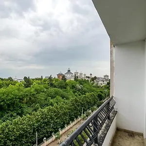 Roof View Artesian Fountains Bucureşti
