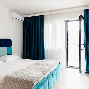 The Blue Norwegian House Bucureşti