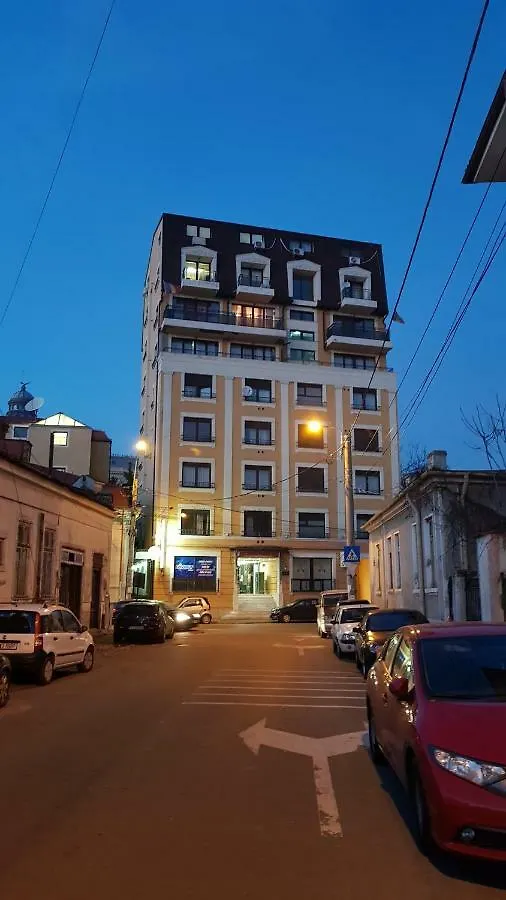 Arbans Elegant Apartment In The City Center Βουκουρέστι